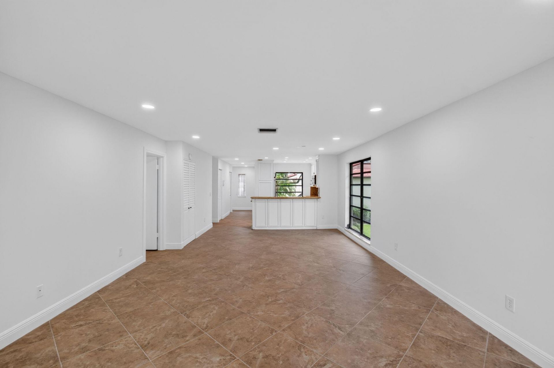 8460 Casa Del Lago, Boca Raton, FL 33433 Photo
