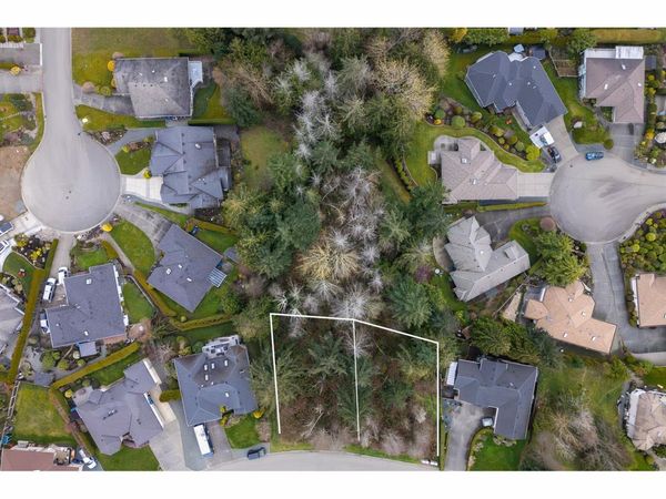 PROP LOT B FAIRWAYS Dr , Qualicum Beach, BC V9K 2J1