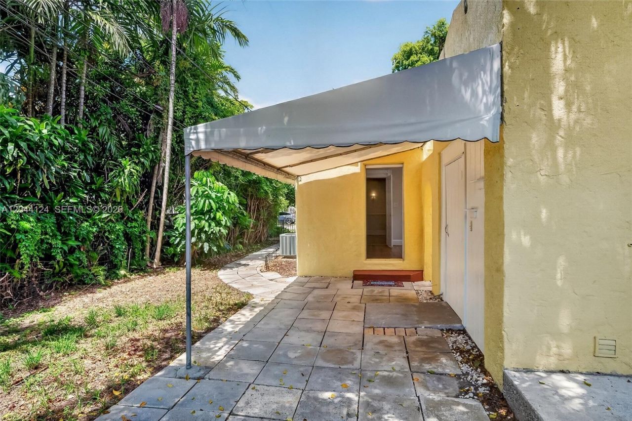 1107 Pizarro St, Coral Gables, FL 33134 Photo
