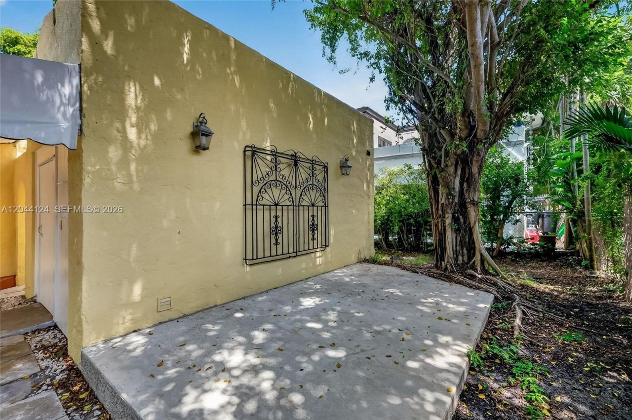 1107 Pizarro St, Coral Gables, FL 33134 Photo