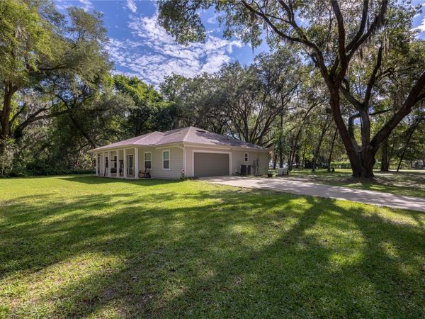 7517 NE 221ST STREET , MELROSE, FL 32666