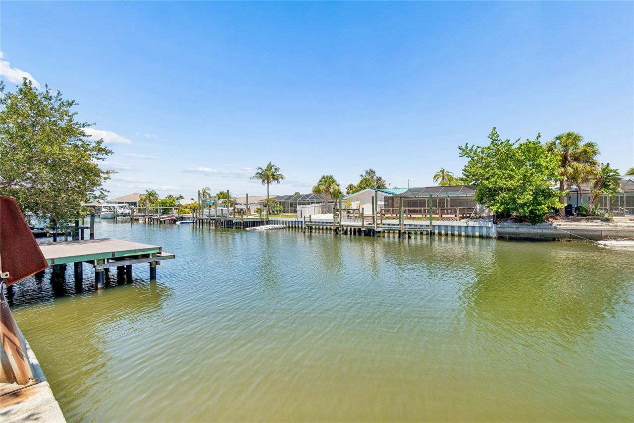 6331 Cocoa Lane , Apollo Beach, FL 33572 Photo