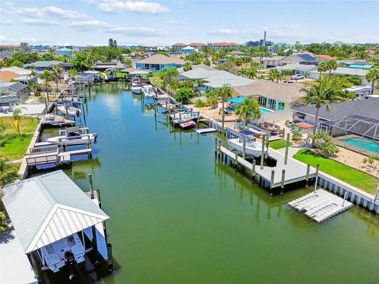 6331 Cocoa Lane , Apollo Beach, FL 33572 Photo
