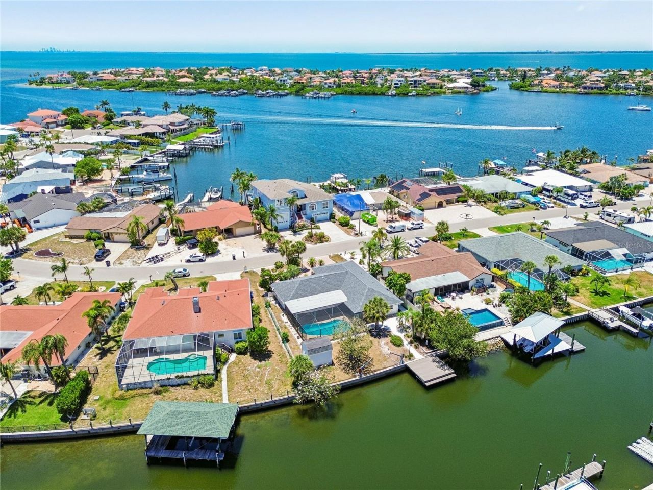 6331 Cocoa Lane , Apollo Beach, FL 33572 Photo