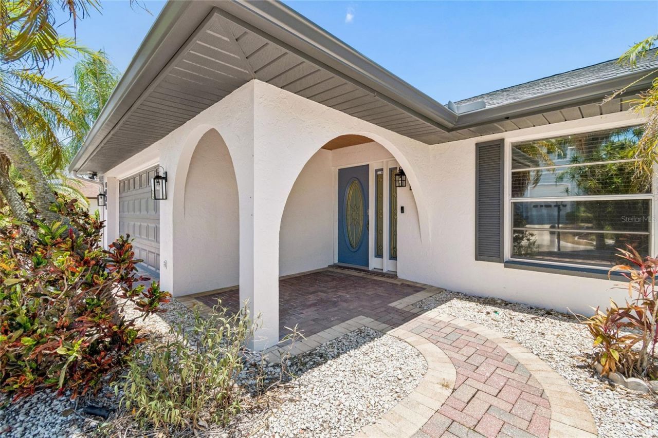 6331 Cocoa Lane , Apollo Beach, FL 33572 Photo
