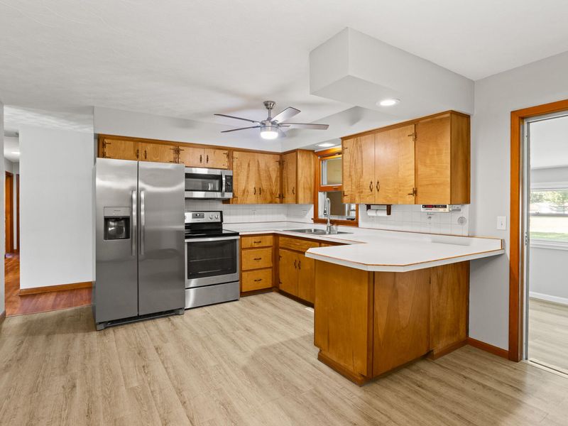 535 Barnhart Road, Troy, OH 45373 Photo 12