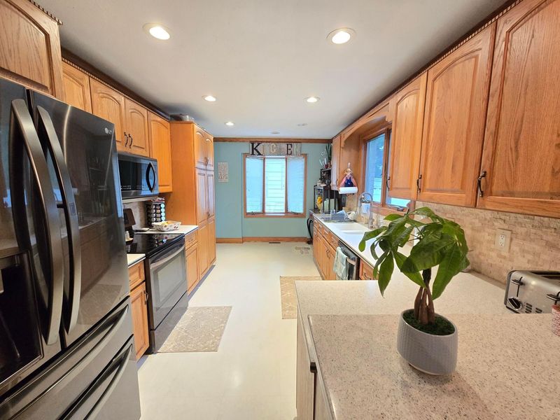 839 Vernon Heights Boulevard, Marion, OH 43302 Photo 24