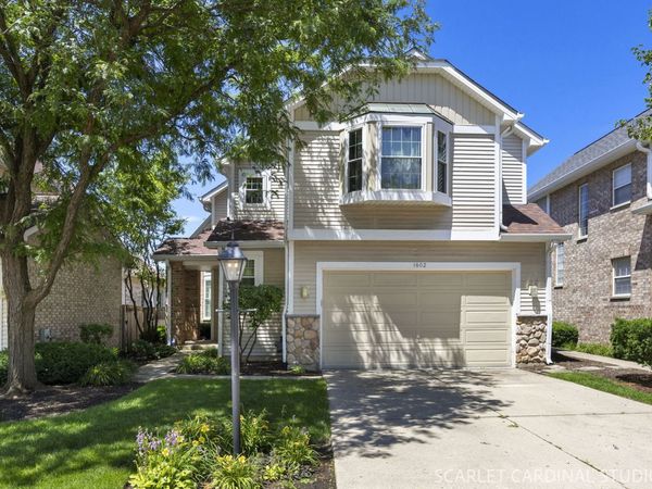 1602 Astor Avenue , Oakbrook Terrace, IL 60181