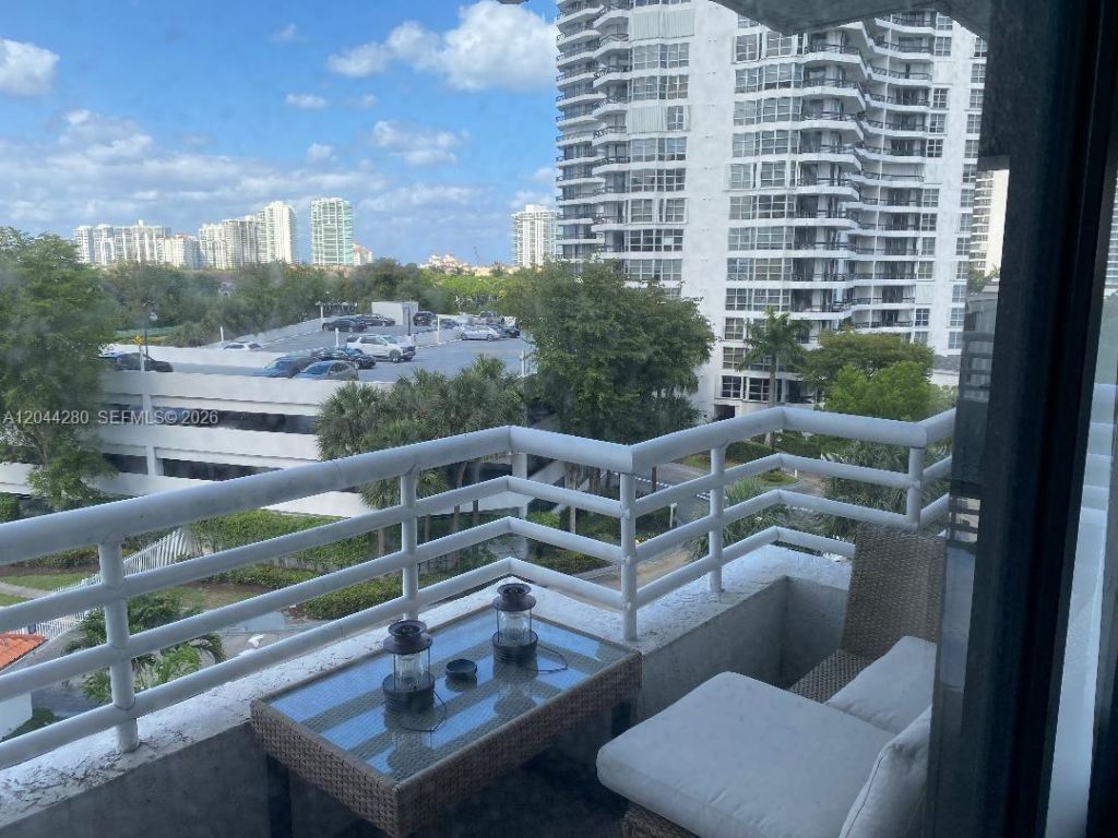 3300 NE 192nd St, Unit 612, Aventura, FL 33180 Photo