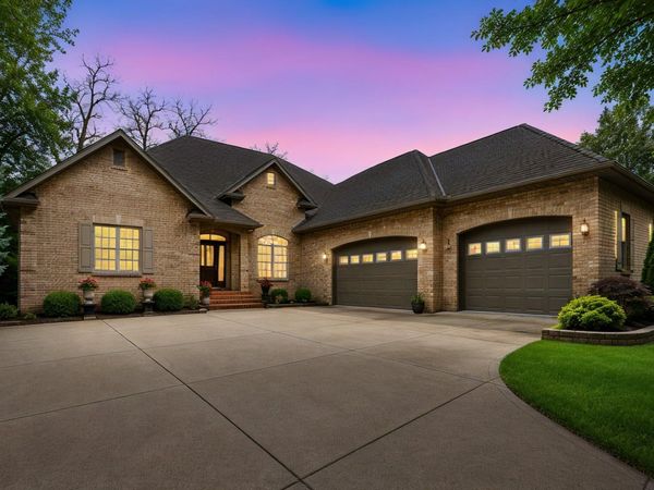 1443 18th Avenue NW, Faribault, MN 55021