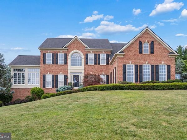 9808 PEMBROKE DRIVE, HAGERSTOWN, MD 21740