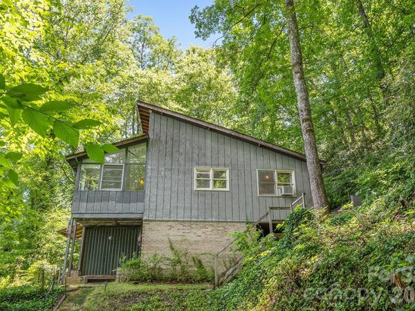 376 Stoney Brook Road , Penrose, NC 28766