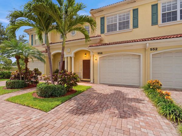 556 Marbella Circle, North Palm Beach, FL 33403