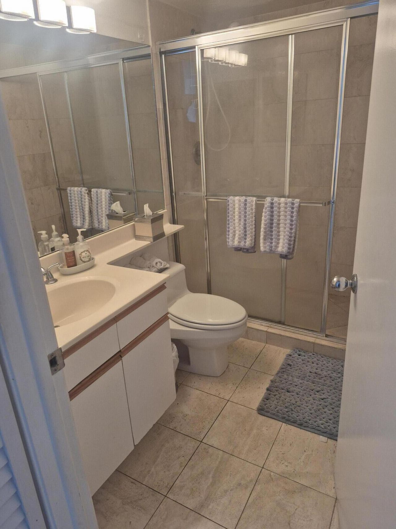 3600 Mystic Pointe Drive, Unit 1202, Aventura, FL 33180 Photo