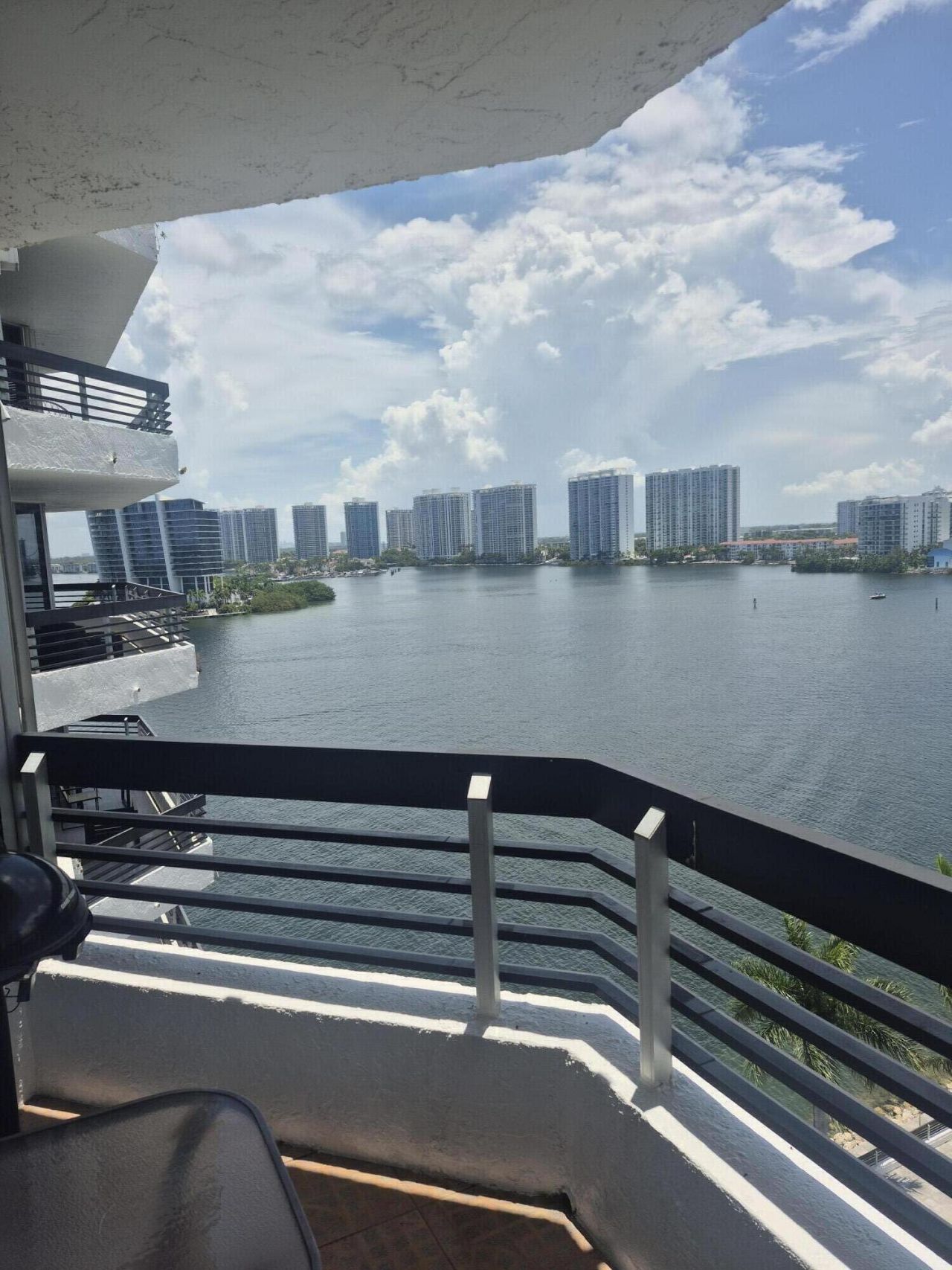 3600 Mystic Pointe Drive, Unit 1202, Aventura, FL 33180 Photo