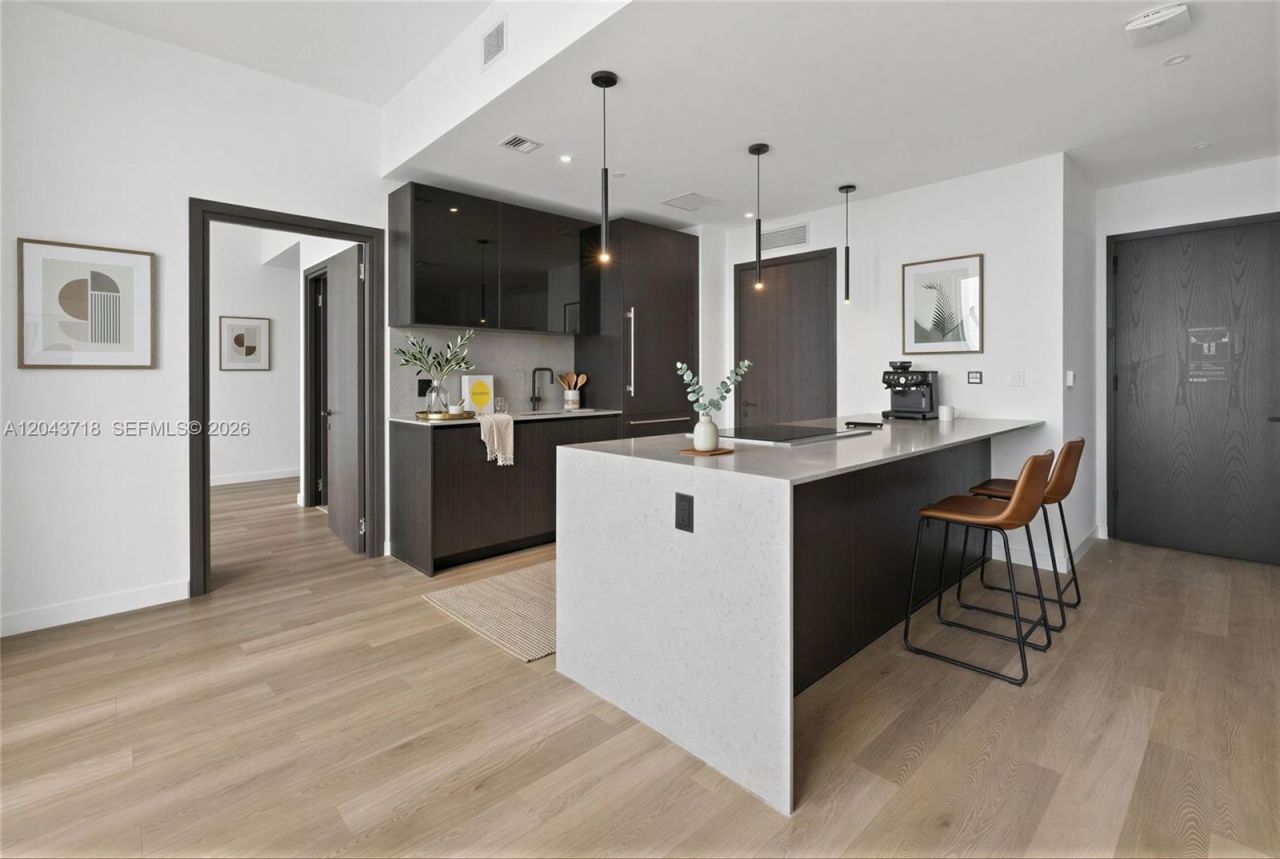 20 NE 11th , Unit 4701, Miami, FL 33132 Photo