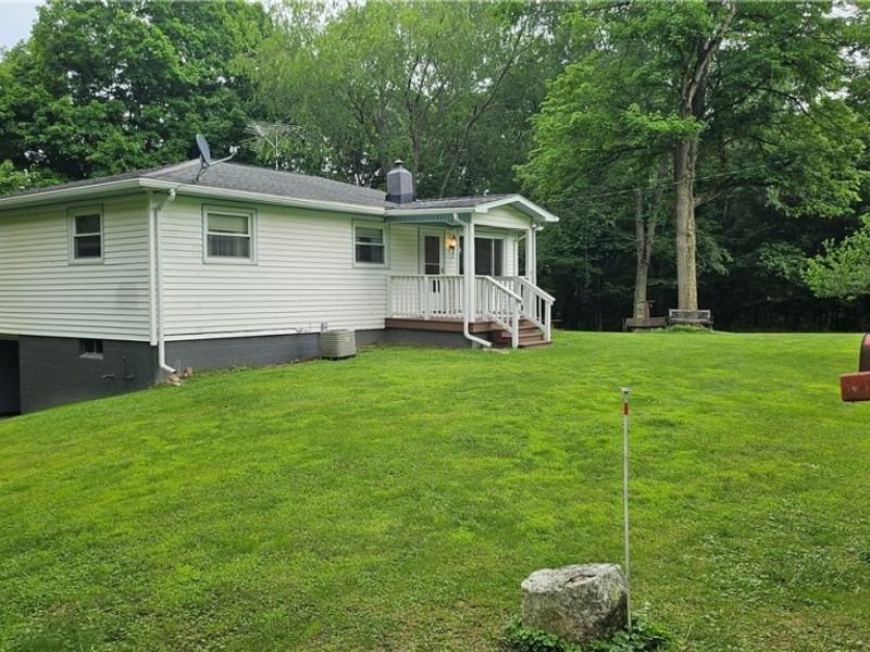 2004 Township Rd 192, Adena, OH 43901 Photo 4