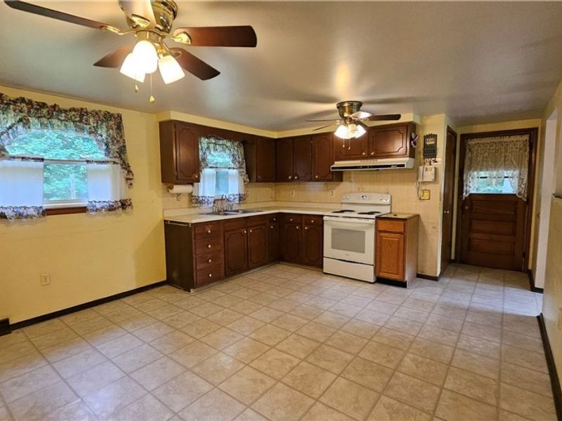 2004 Township Rd 192, Adena, OH 43901 Photo 8