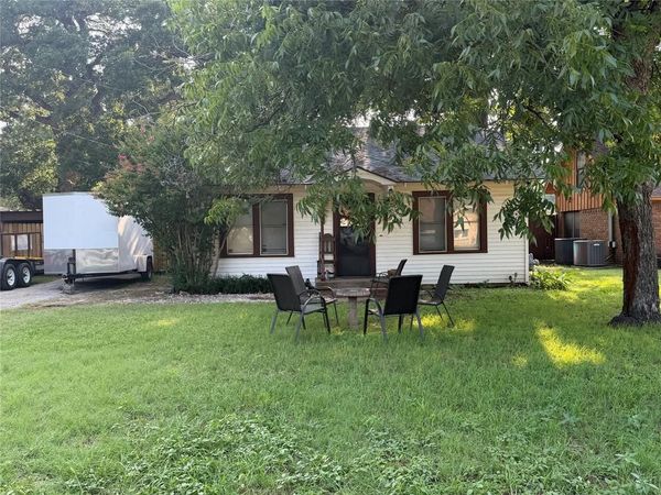 1007 S Bassett Street, Eastland, TX 76448