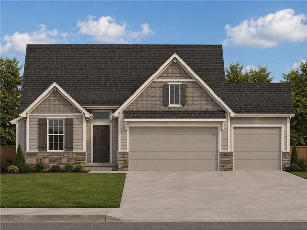 8669 Eagle Creek Drive, De Soto, KS 66018