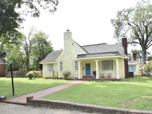 513 Crockett Avenue, Greenwood, MS 38930