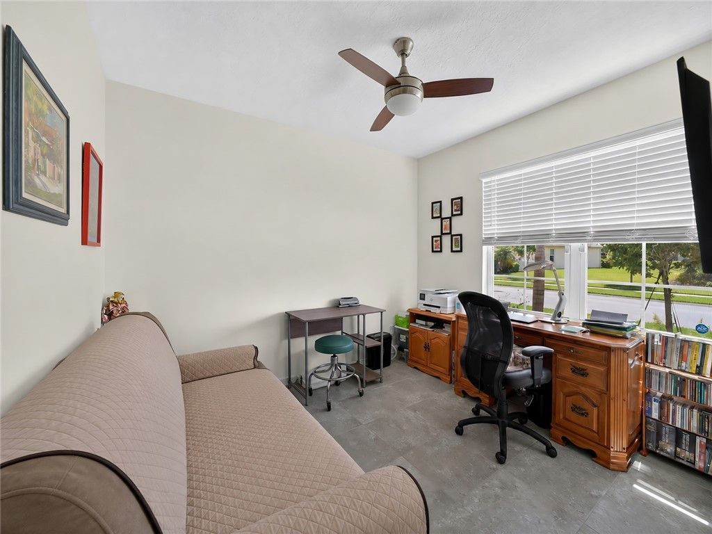2233 Stratton Terrace Sw, Vero Beach, FL 32968 Photo
