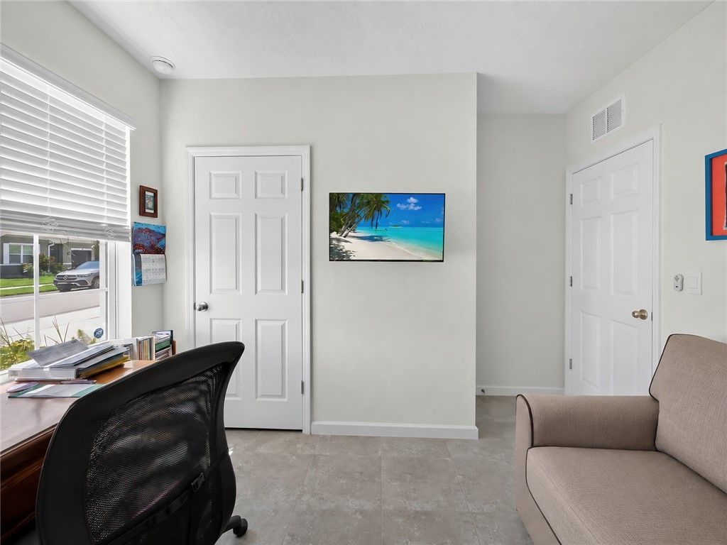 2233 Stratton Terrace Sw, Vero Beach, FL 32968 Photo