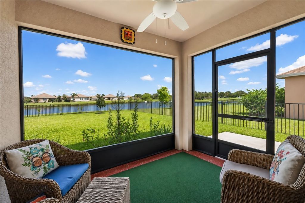2233 Stratton Terrace Sw, Vero Beach, FL 32968 Photo