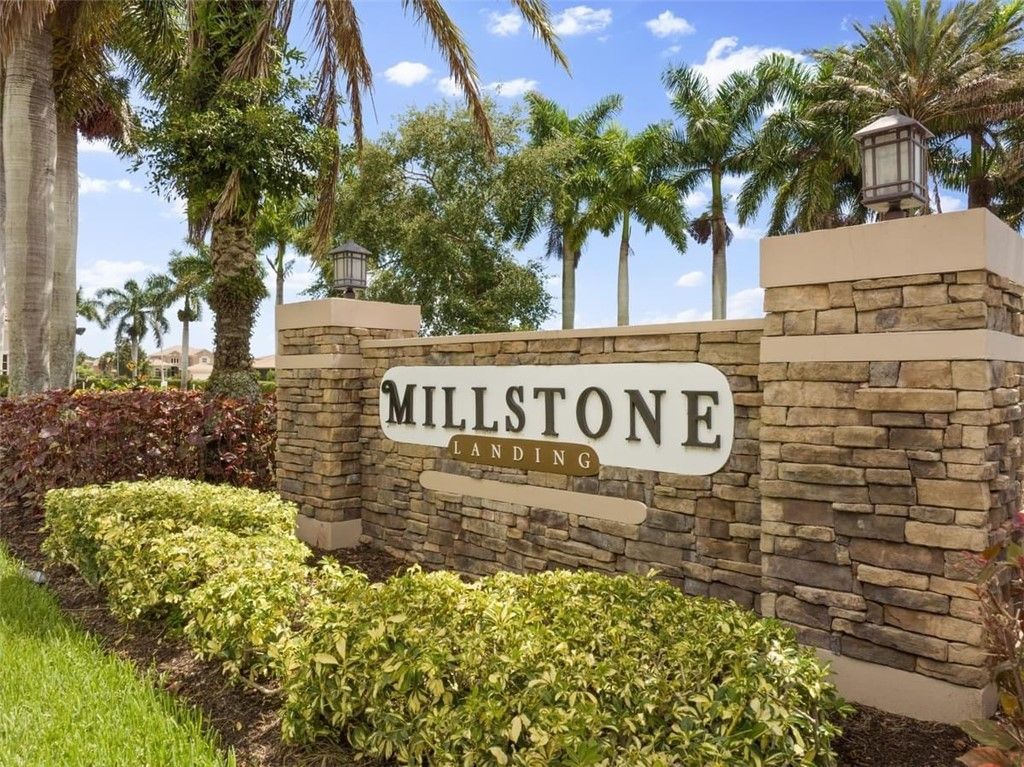 2233 Stratton Terrace Sw, Vero Beach, FL 32968 Photo