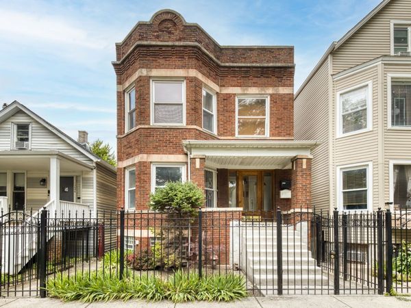 1648 N Saint Louis Avenue N, Unit 2, Chicago, IL 60647