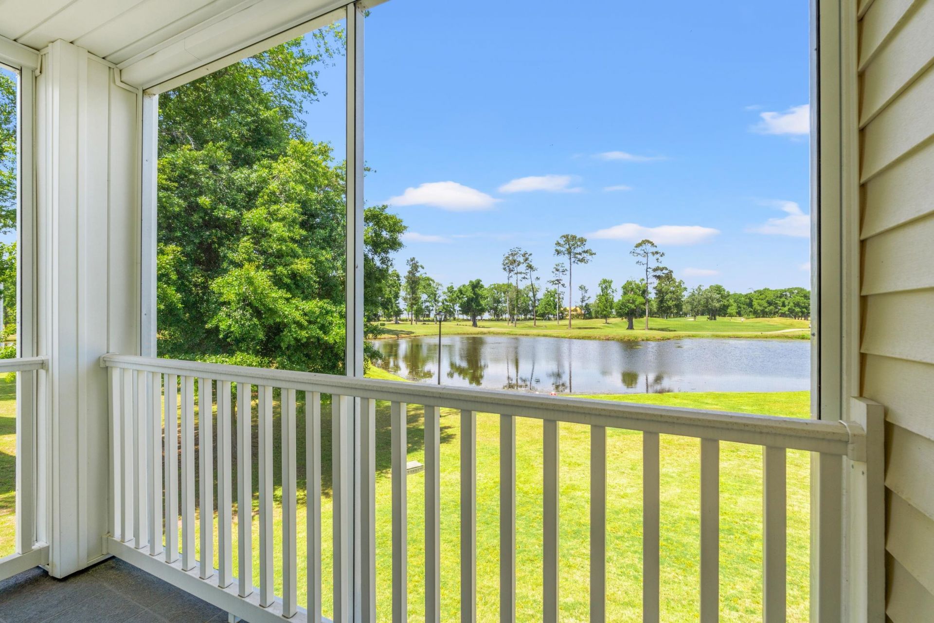 545 White River Dr.  Photo 11