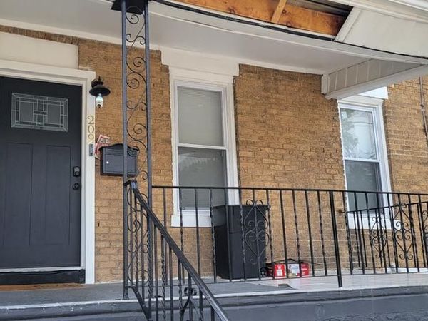 209 N 10TH STREET , DARBY, PA 19023