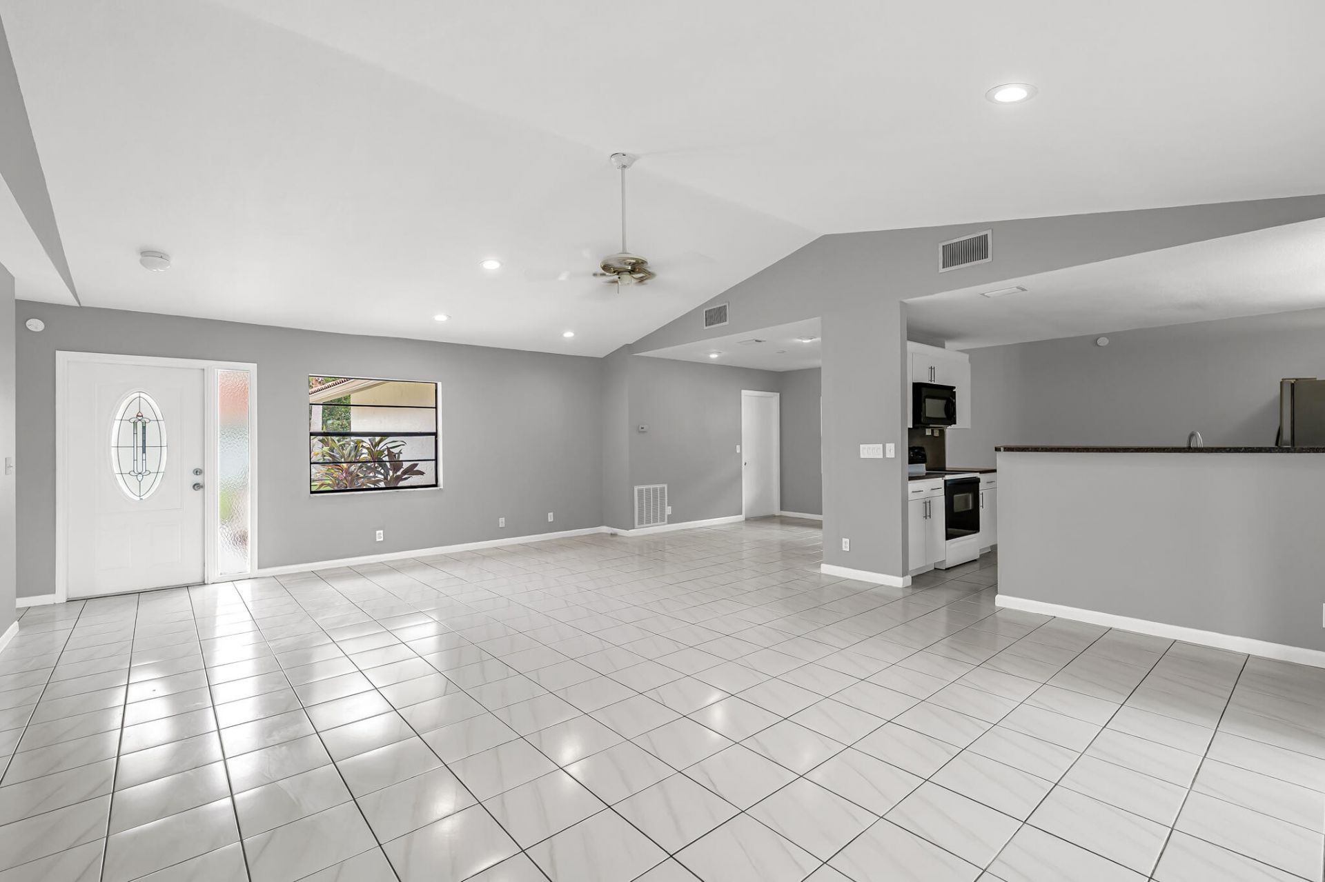 1273 Spring Circle Drive, Coral Springs, FL 33071 Photo