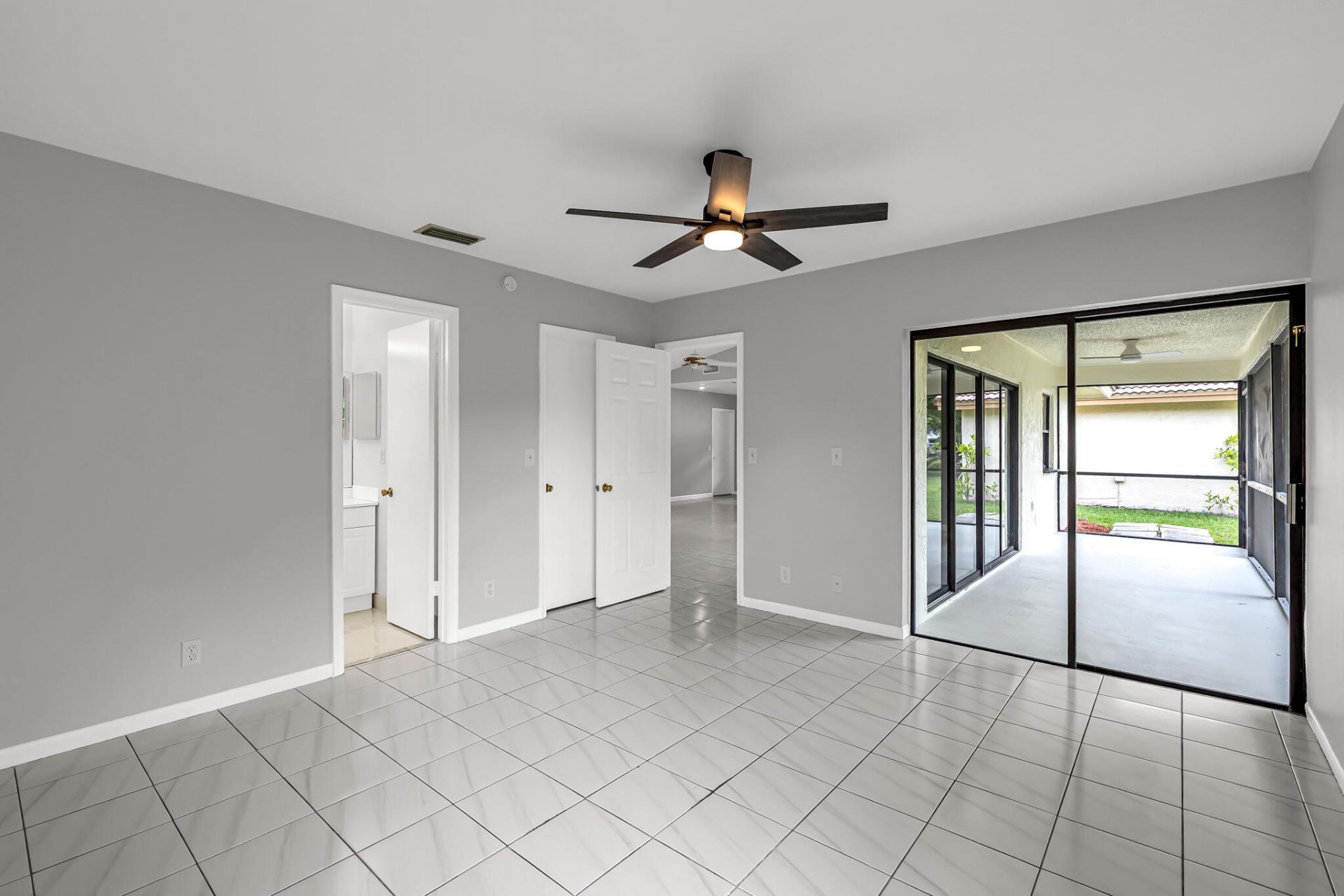 1273 Spring Circle Drive, Coral Springs, FL 33071 Photo