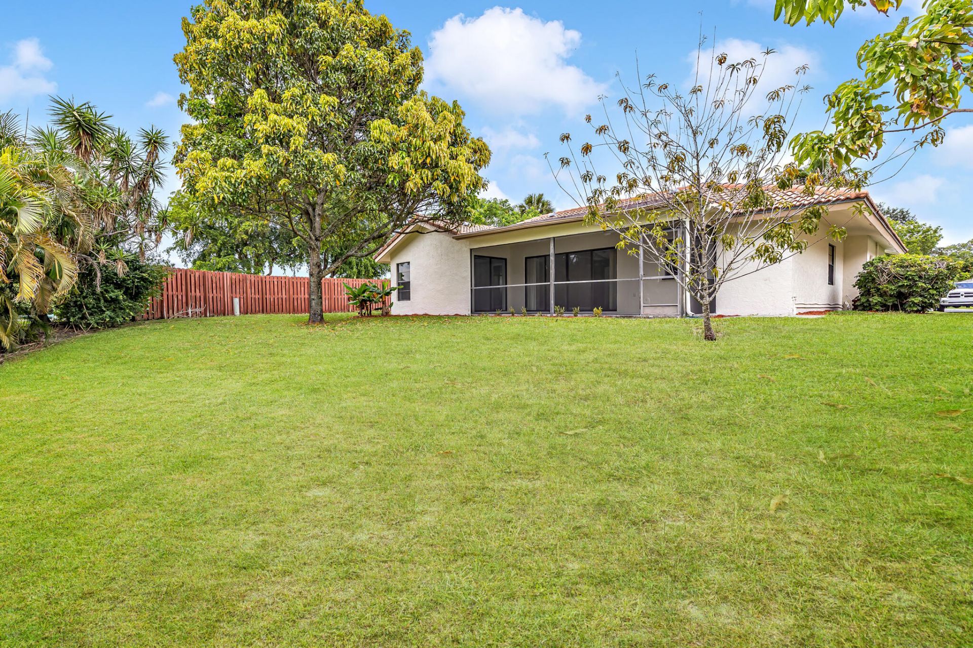 1273 Spring Cir Drive, Coral Springs, FL 33071 Photo