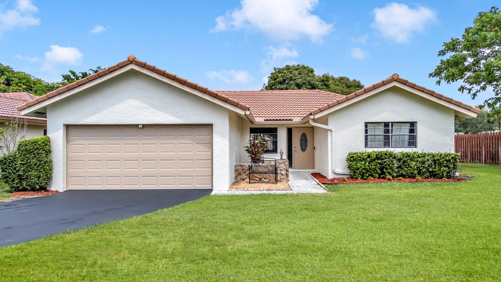 1273 Spring Circle Drive, Coral Springs, FL 33071 Photo