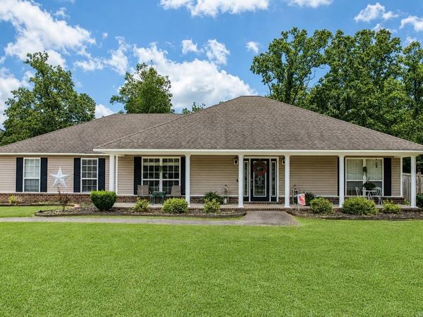 122 W Little Ln , White Hall, AR 71602