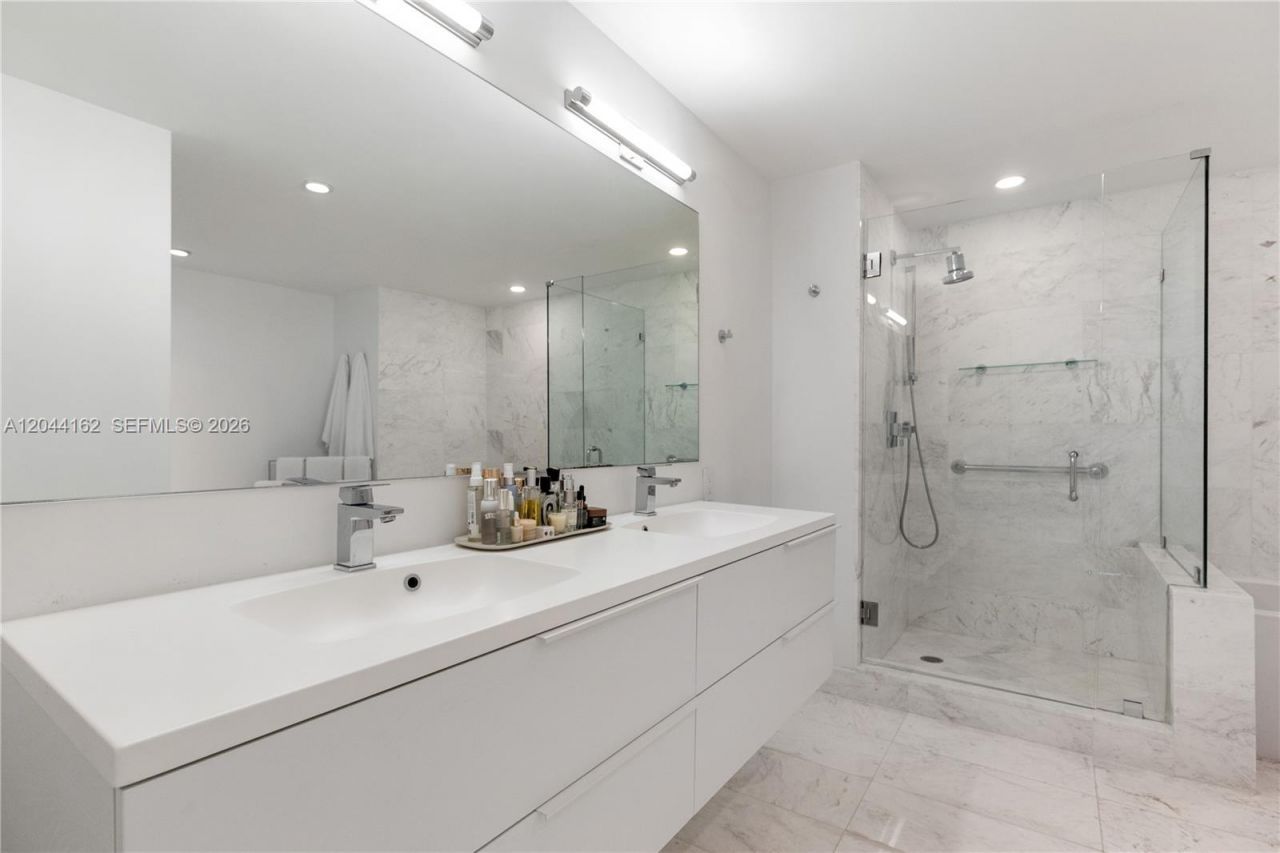 9940 W Bay Harbor Dr, Unit 7H-S, Bay Harbor Islands, FL 33154 Photo