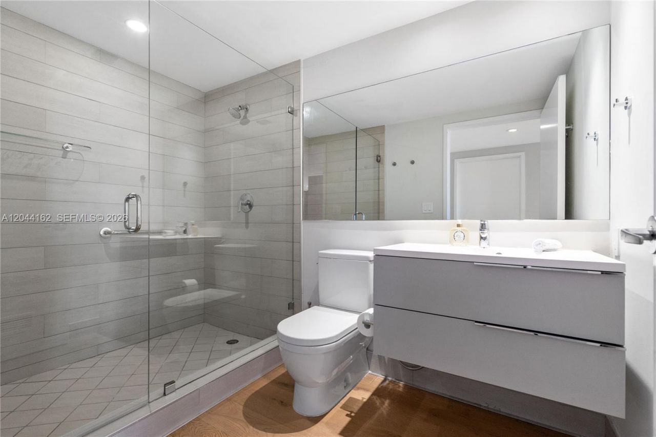9940 W Bay Harbor Dr, Unit 7H-S, Bay Harbor Islands, FL 33154 Photo
