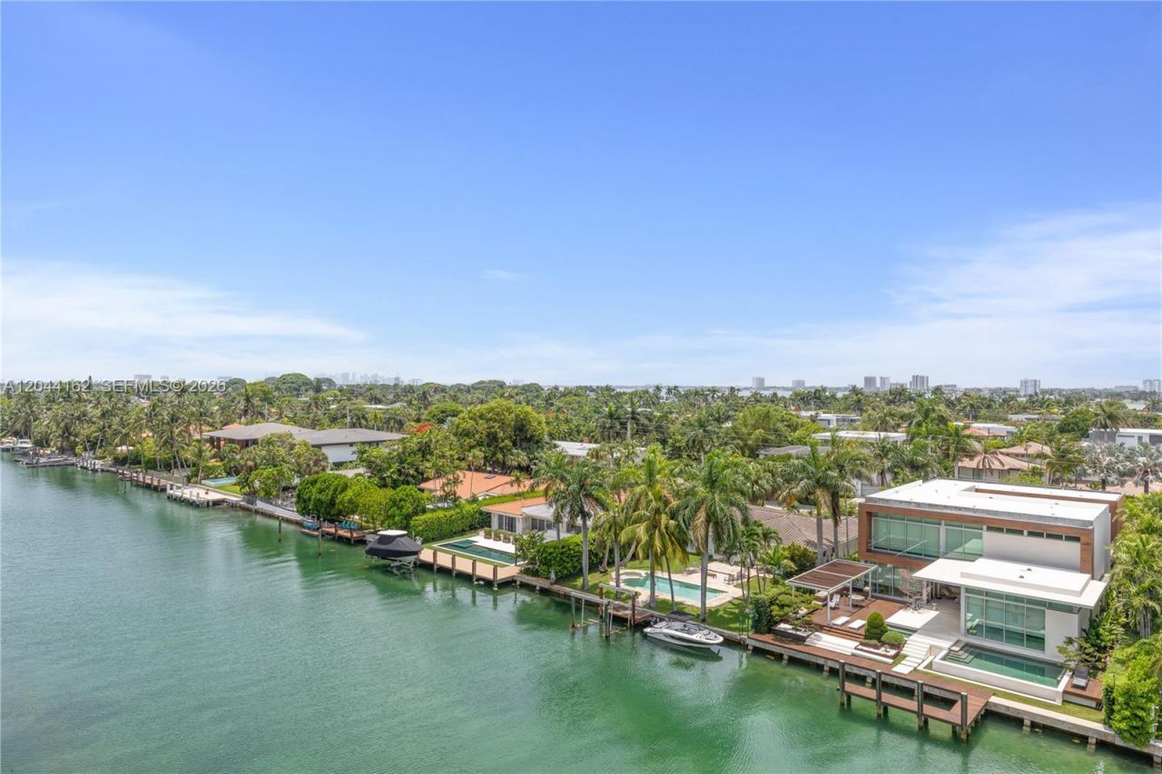 9940 W Bay Harbor Dr, Unit 7H-S, Bay Harbor Islands, FL 33154 Photo