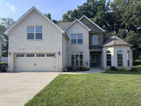 1140 Chagford Dr , Clarksville, TN 37043