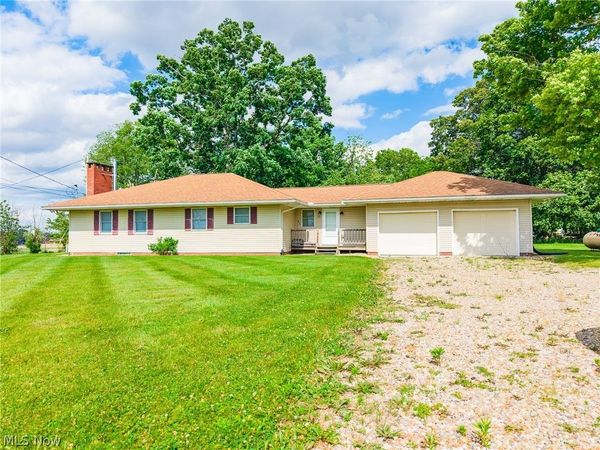 52 S Kansas Road , Orrville, OH 44667