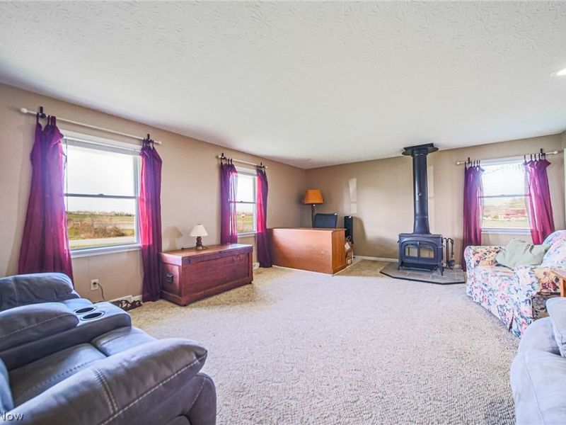 52 S Kansas Road, Orrville, OH 44667 Photo 2