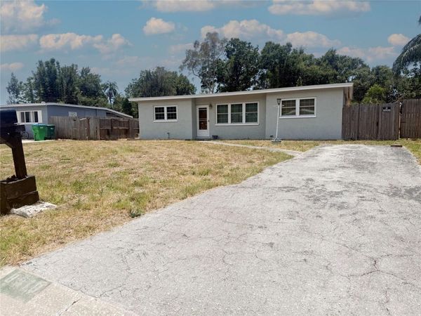 8916 NARCISSUS AVENUE , SEMINOLE, FL 33777