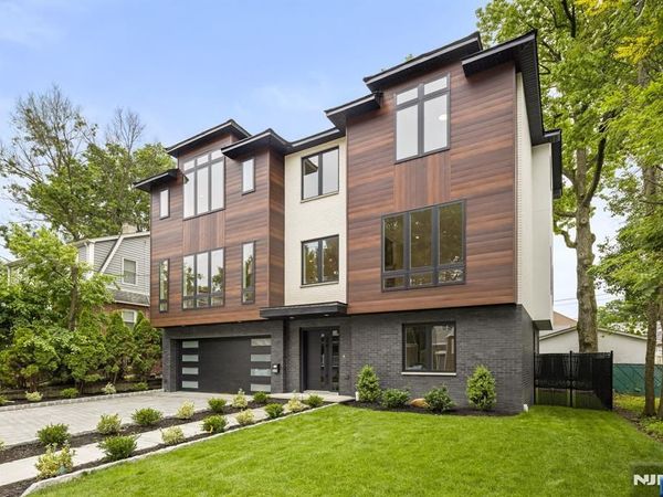 264 Beverly Hills Road, FORT LEE, NJ 07024