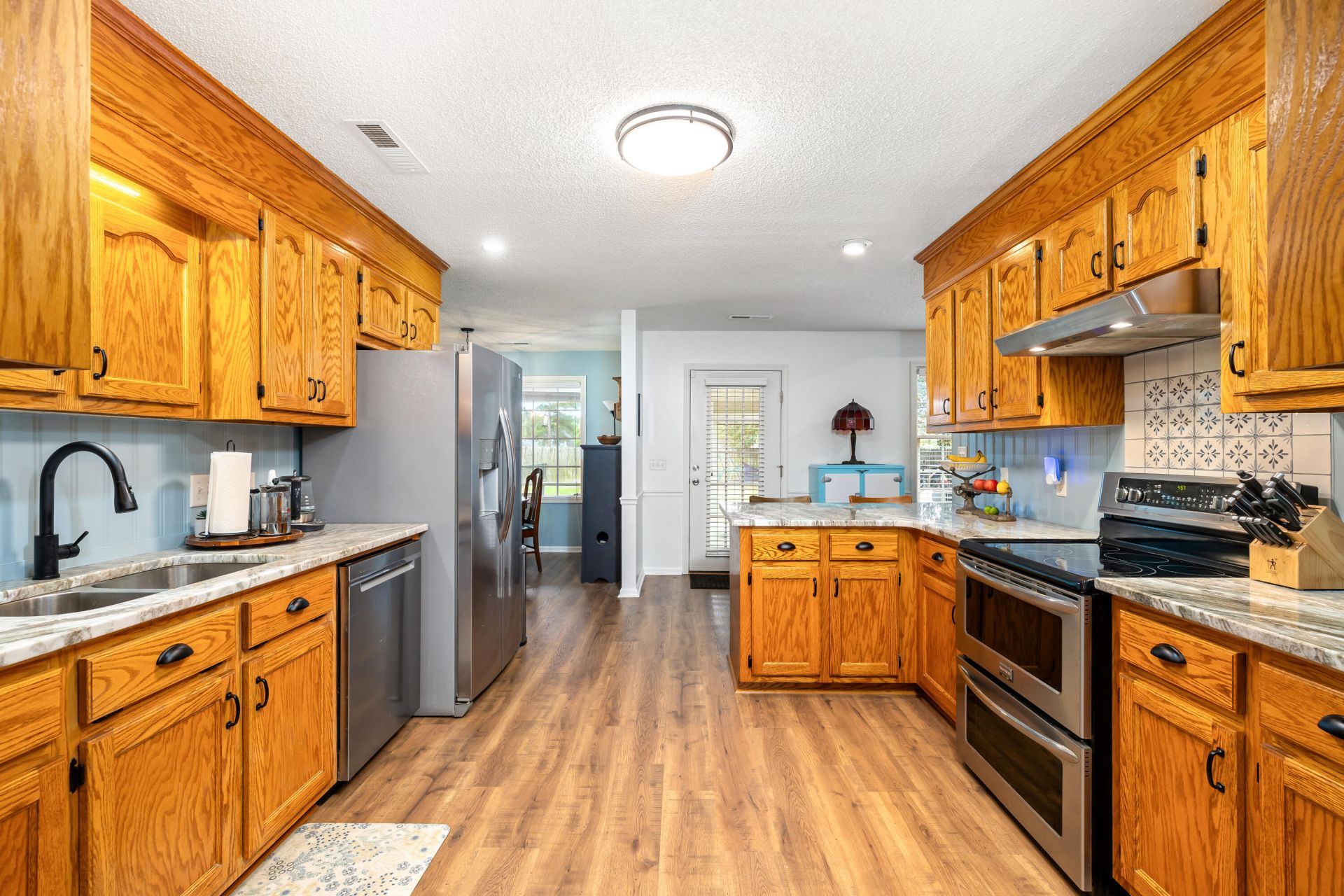 1607 Heritage Drive Photo 29