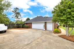 1607 Heritage Drive photo 4