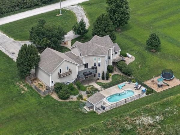18152 E 205th Street, Rock Port, MO 64482