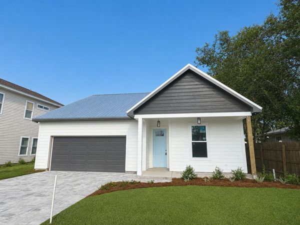 232 Wisteria Lane, Panama City Beach, FL 32413