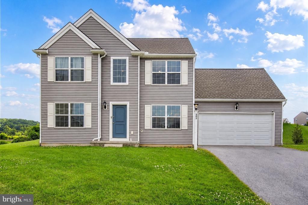 303 MAGNOLIA LANE, NEW PROVIDENCE, PA 17560
